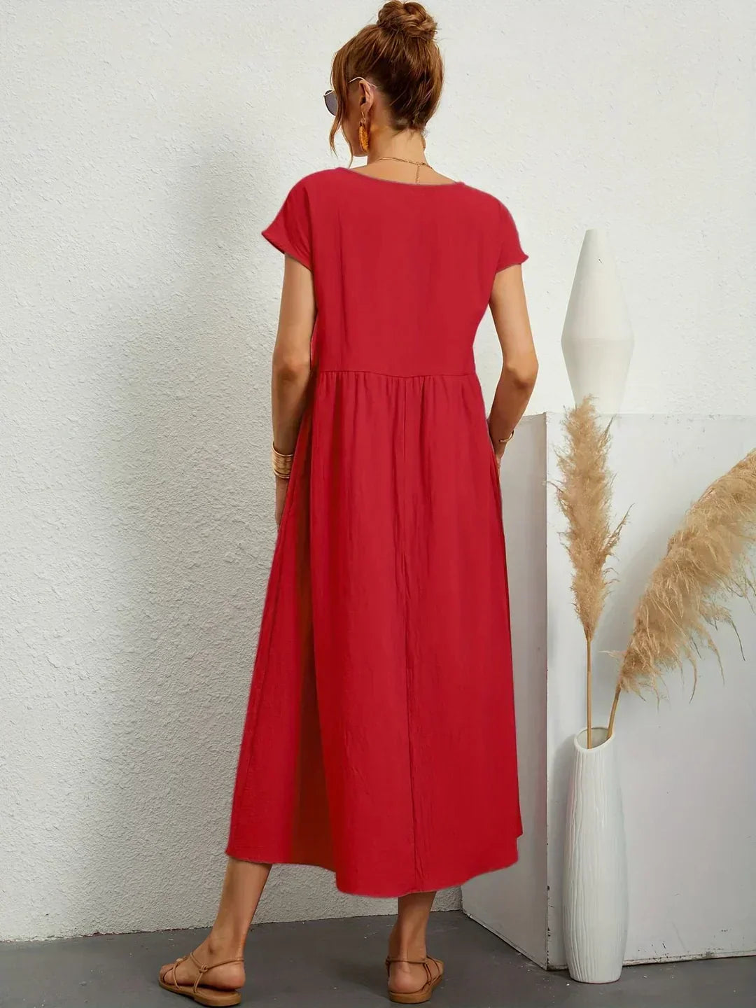 SEGOVIA - Vestido fluido con elegancia temporal