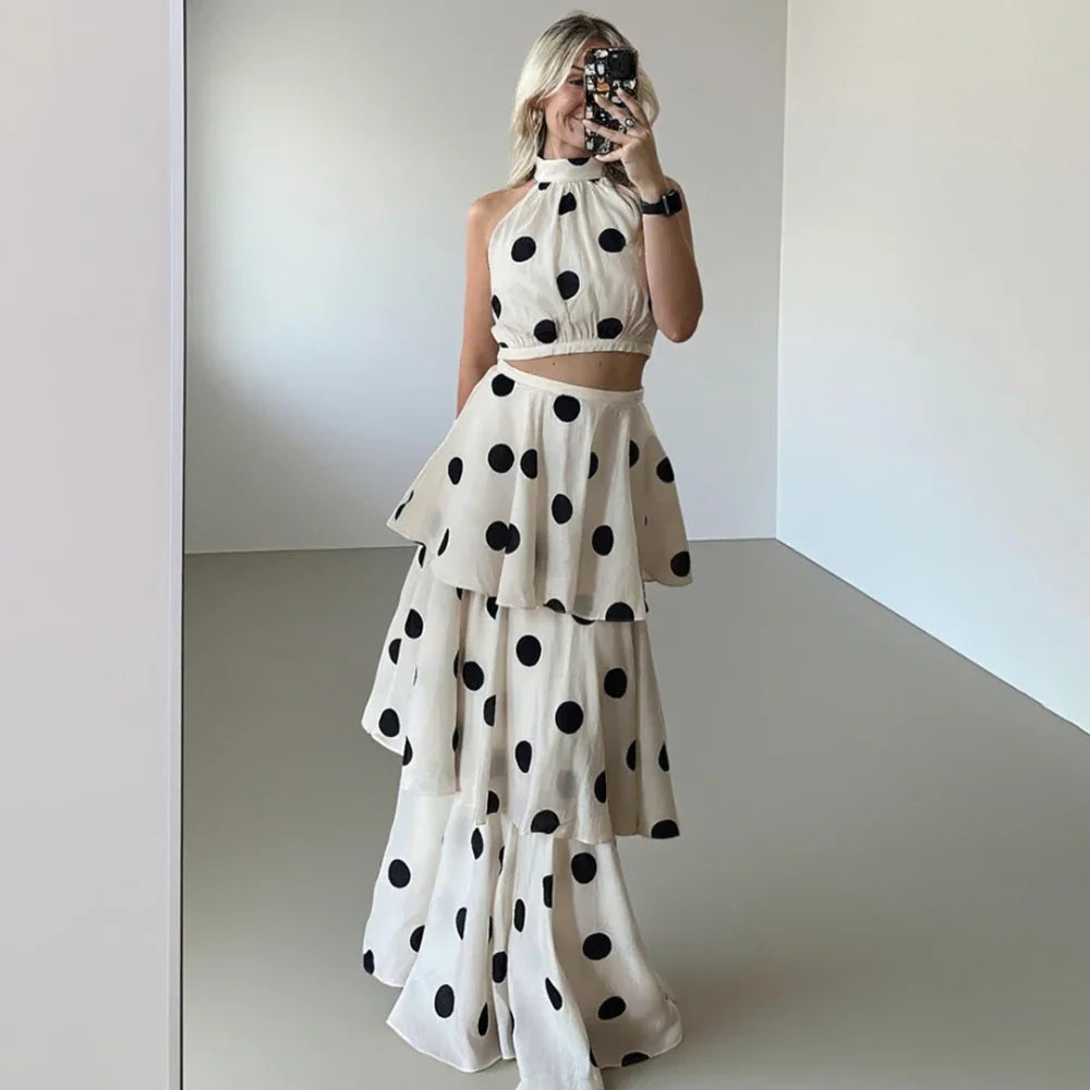 Conjunto Lunaria Polka – Elegancia atemporal